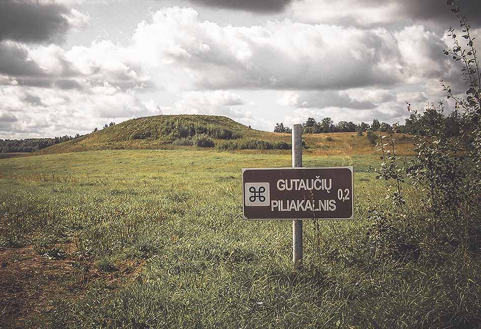 Gutaučių piliakalnis